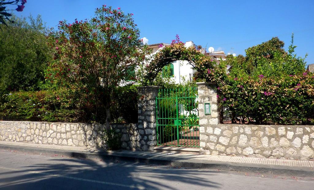 Seafront Apartments Garden House Taormina Rom bilde