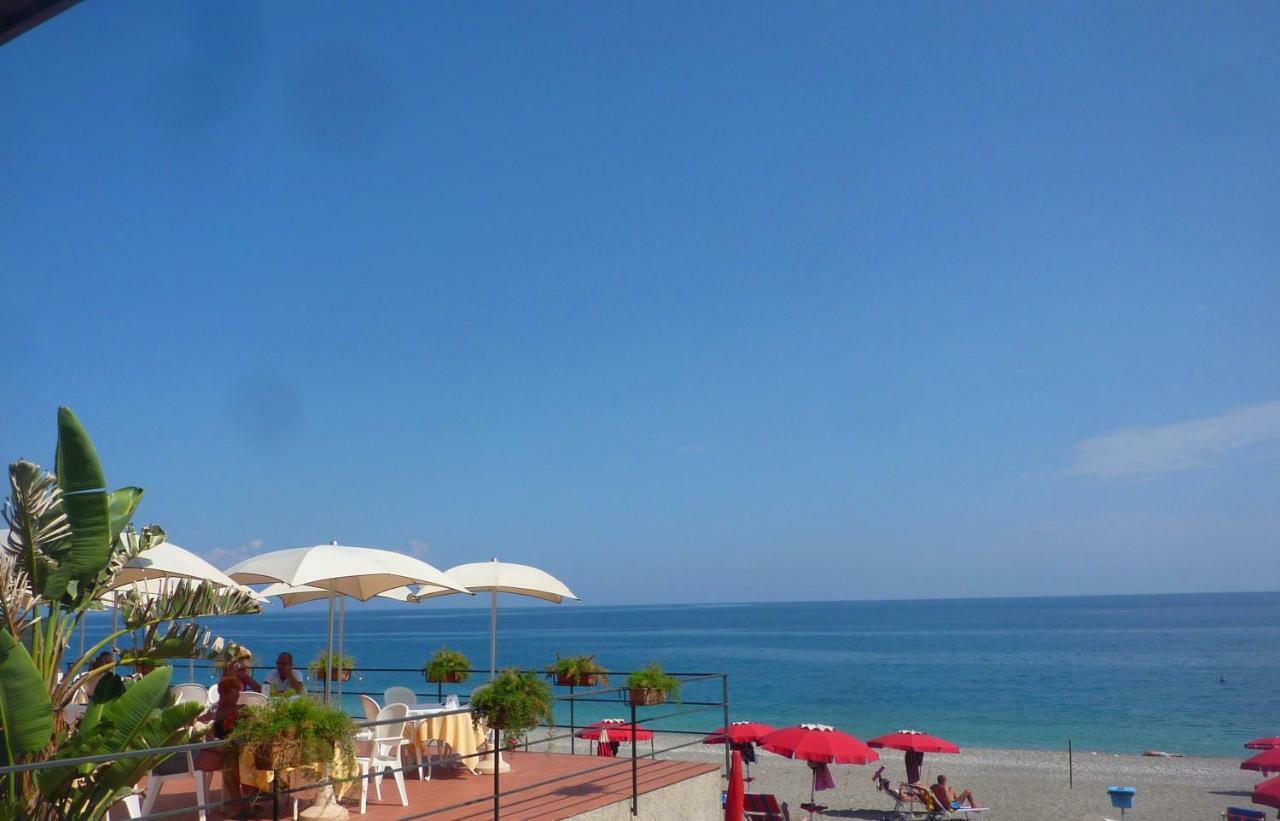 Seafront Apartments Garden House Taormina Eksteriør bilde